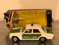 412 Corgi-Toys Mercedes Benz 240D Deutsche Polizei. 1:36