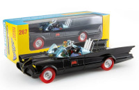 CR261 Batmobil mit Roten Rädern - Sondermodell 60 Jahre Batmobil. 1:46