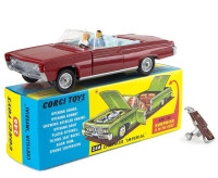 CR246 Chrysler Imperial Cabrio Open in Rot mit Golfbag. 1:52